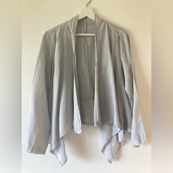 Lightweight Linen Blazer - Picture 1 of 15